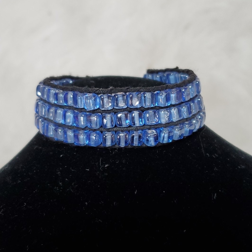 Blue beaded bracelet